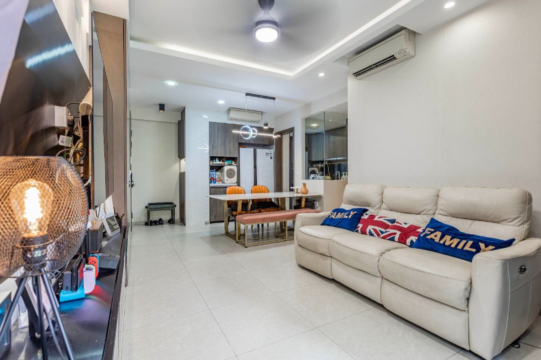 Inz Residence, 74 Choa Chu Kang Avenue 562863113929985111