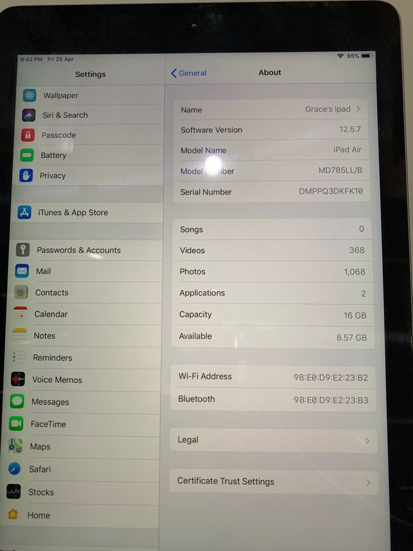 Ipad Air 1 16GB (Wifi use only) (Category: iPad) located in Rizal. Submitted by tiangarcia02 (Listing ID 1365615352, Image 3). Description: ✅ Unli Reset ✅ All buttons working ✅ Both cams working ✅ Good for note taking & PFD Viewing ✅ Makunat pa battery (depende din sa paggamit niyo) 📱iPadOS 12.5.7 Inclusion: - Unit only RFS: Di nagagamit. .