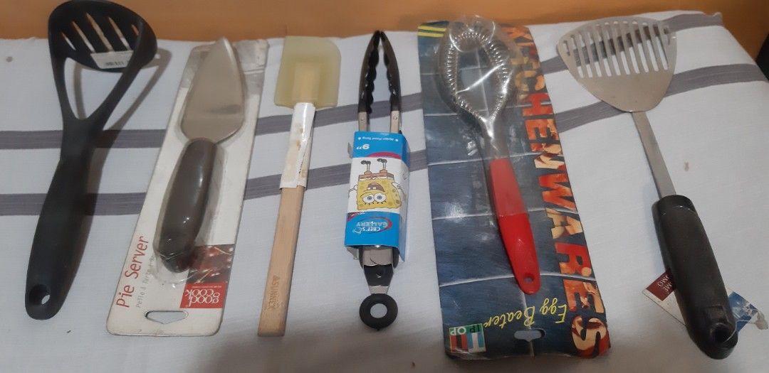 Kitchen utensils (Category: Other Kitchenware & Tableware) located in Manila. Submitted by seesalt (Listing ID 1365552084, Image 1). Description: for sale old stock new takeall kitchen utensil.