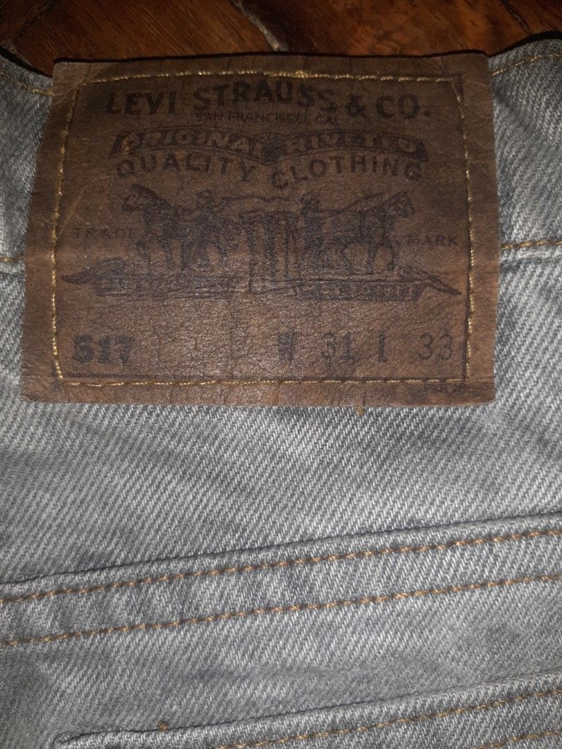 Levis 517 Vintage Made in USA (Category: Jeans) located in Davao. Submitted by wonderwallnnipz_91 (Listing ID 1365623343, Image 3). Description: LEVIS 517 Vintage "March 1995/1996" Orange Tab Made in USA Semi Bootcut may Pa acid grey Good Condition Ganda po nya Size 31 w 33 L Actual Measurement: Waist: 30 to 31 inches Rise: 11 inches Thigh: 11 inches Outseam: 42 inches Inseam: 32.5 inches Hem: 8 inches P2500 plus SF Location: Davao City Contact n