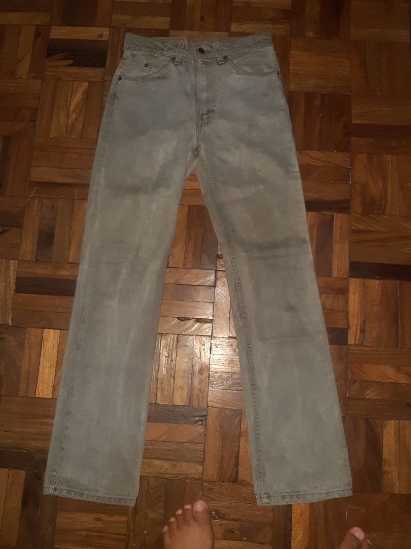 Levis 517 Vintage Made in USA (Category: Jeans) located in Davao. Submitted by wonderwallnnipz_91 (Listing ID 1365623343, Image 1). Description: LEVIS 517 Vintage "March 1995/1996" Orange Tab Made in USA Semi Bootcut may Pa acid grey Good Condition Ganda po nya Size 31 w 33 L Actual Measurement: Waist: 30 to 31 inches Rise: 11 inches Thigh: 11 inches Outseam: 42 inches Inseam: 32.5 inches Hem: 8 inches P2500 plus SF Location: Davao City Contact n