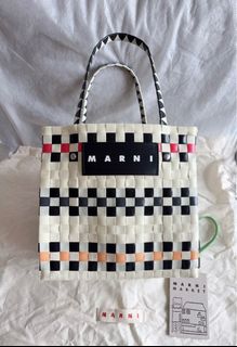 （分類：）位於 。 由 fill_your_closet 提交（商品編號 1365549430，圖片 1）。簡介： 。