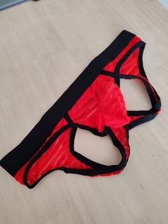 (Category: ) located in . Submitted by awesome_undies (Listing ID 1365512747, Image 1). Description: .