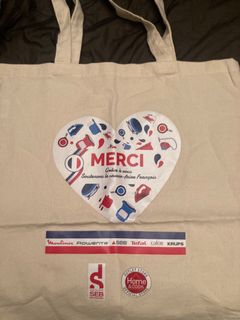 （分類：）位於 。 由 steveoooooo 提交（商品編號 1365633810，圖片 1）。簡介： 。