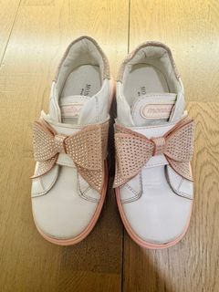 （分類：）位於 。 由 vannesskp 提交（商品編號 1365515014，圖片 1）。簡介： 。