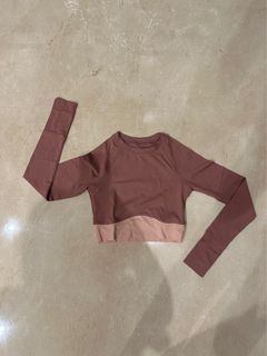(Kategori: ) berada di . Dikirim oleh v_tpreloved (ID iklan 1365620975, Gambar 1). Deskripsi: .