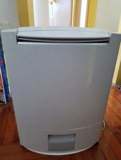 （分類：）位於 。 由 sandysang 提交（商品編號 1365571228，圖片 1）。簡介： 。