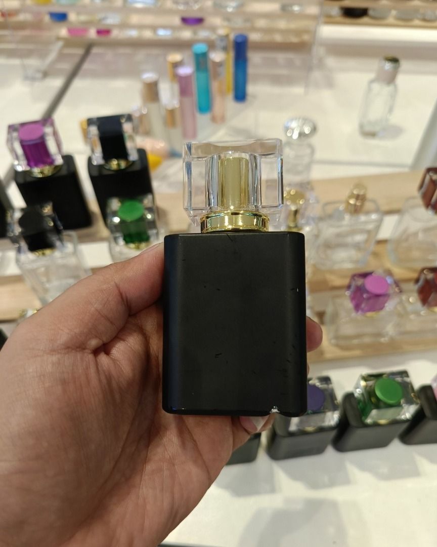 Rectangular Perfume Bottle 50ml black (Category: Fragrance & Deodorants) located in Quezon City. Submitted by glasspakph (Listing ID 1365549614, Image 3). Description: Rectangular Perfume Bottle 50ml Black We offer 50% off on all items for a minimum order of 10pcs per item. LENGTH- 53mm WIDTH- 32mm HEIGHT- 99mm WEIGHT- 149g MOUTH- 13mm MATERIAL- Glass.