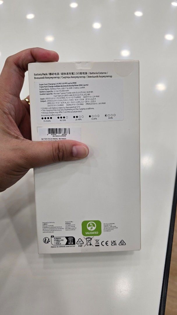 Samsung 20,000 mah Battery Pack (Category: Batteries & Power Banks) located in Quezon City. Submitted by cheylleskie (Listing ID 1365551033, Image 3). Description: 💯 Original samsung Battery pack 20,000 mah 💯 below SRP 💯 sealed.