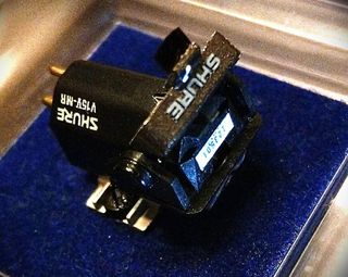 （分類：）位於 。 由 asr33 提交（商品編號 1365525333，圖片 1）。簡介： 。