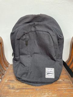 (Kategori: ) berada di . Dikirim oleh personalcloset123 (ID iklan 1365536179, Gambar 1). Deskripsi: .