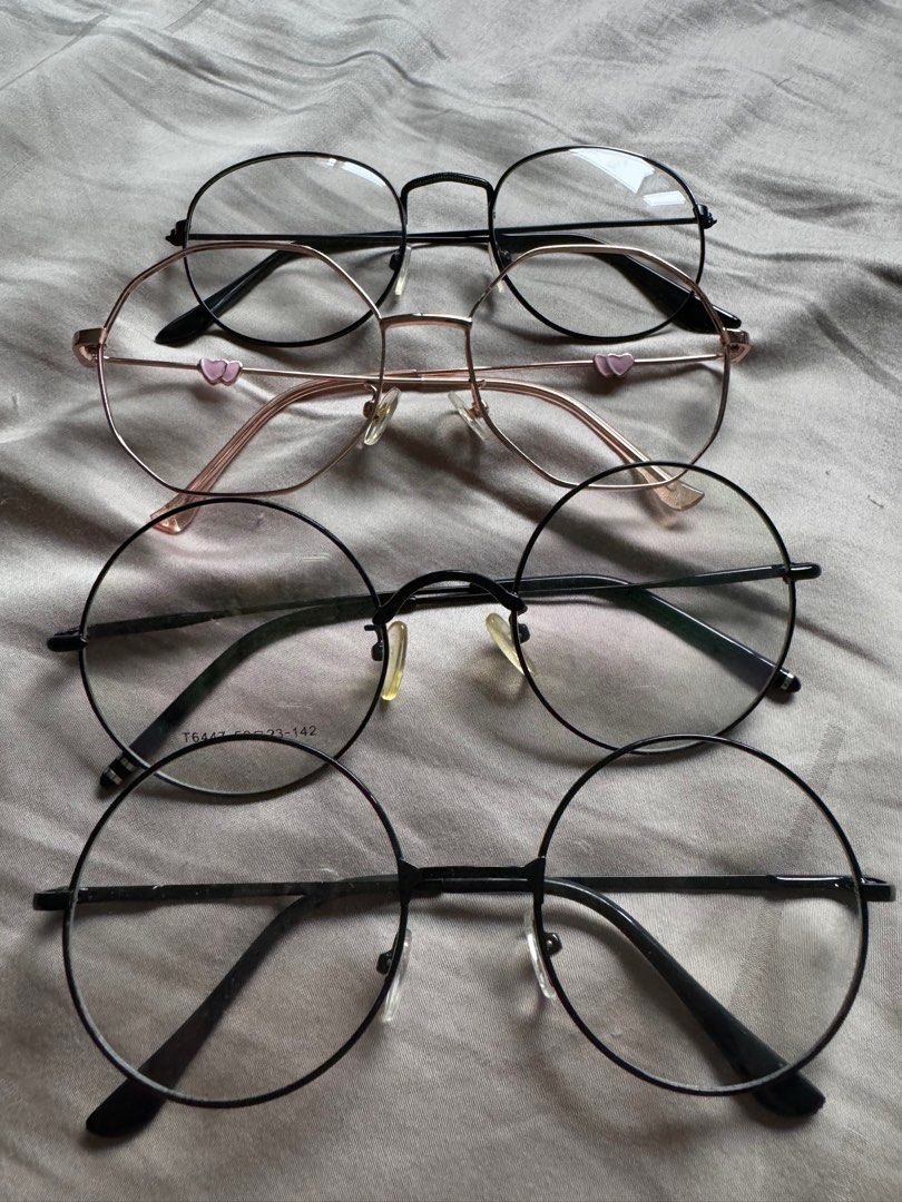 Spectacles frame (Category: Sunglasses & Eyewear) located in Singapore. Submitted by smolljbean (Listing ID 1365497913, Image 5). Description: wts Spectacle / Glasses Frame (no degree lens) 1 for $1 meetup ONLY at Ubi mrt mailing $2 .