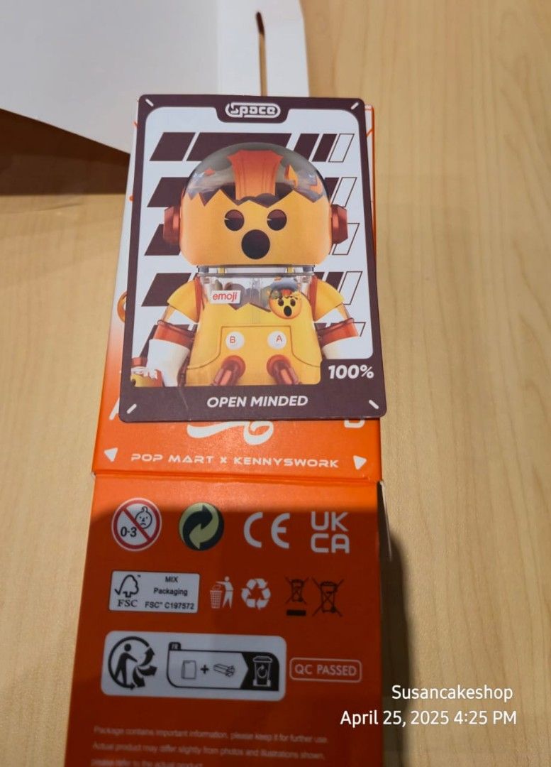 SUPER SECRET) OPEN MINDED MEGA SPACE MOLLY EMOJI SERIES ORIGINAL