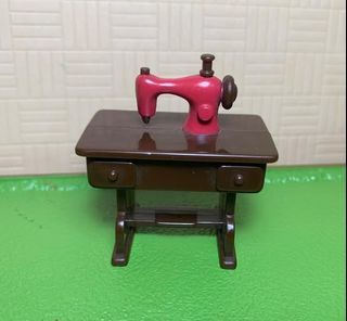 Sylvanian Families Spare Red Sewing Machine