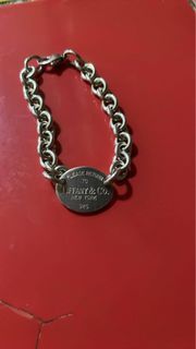 Tiffany & co oval tag