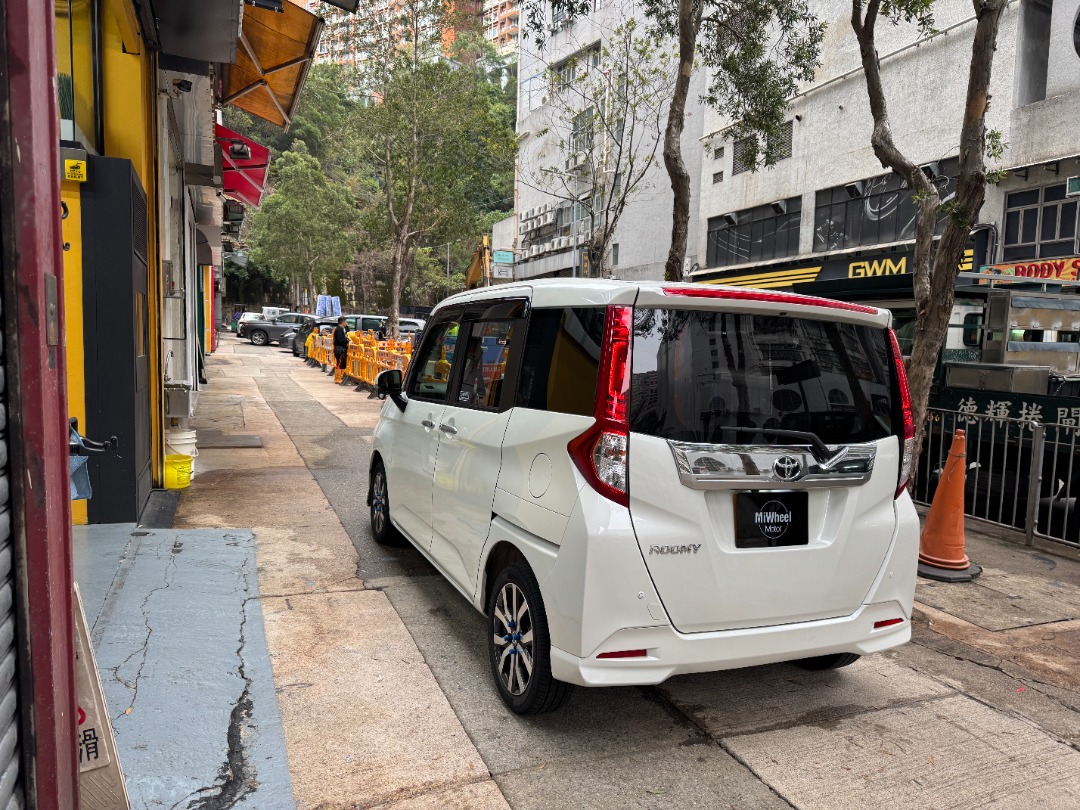 Toyota ROOMY Auto62863132576131112