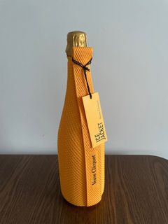 （分類：）位於 。 由 potatochips1089 提交（商品編號 1365563054，圖片 1）。簡介： 。
