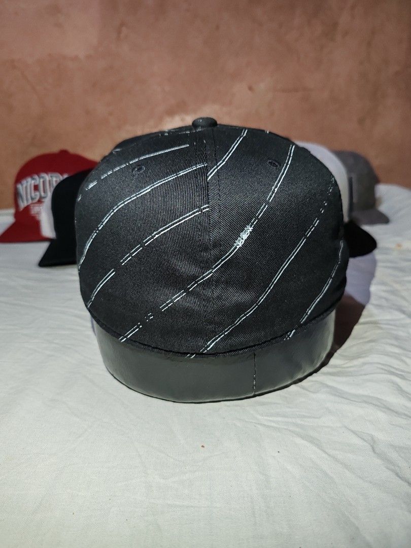 VOLCOM CLOSED CAP (Category: Caps & Hats) located in Butuan. Submitted by triptrift2023 (Listing ID 1365602623, Image 3). Description: .