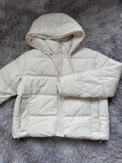 (Category: ) located in . Submitted by preloved_imwar (Listing ID 1365583023, Image 1). Description: .