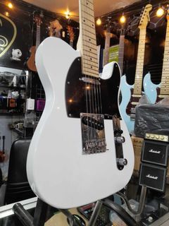 2 Electric Guitars Set