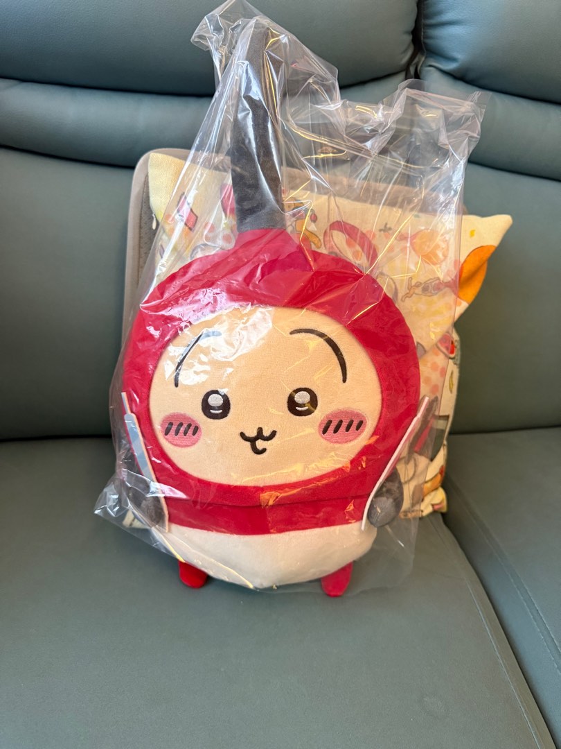 全新日本正版景品 chiikawa usagi生日 版 兔兔 大公仔, 興趣及遊戲, 玩具 & 遊戲類 - Carousell