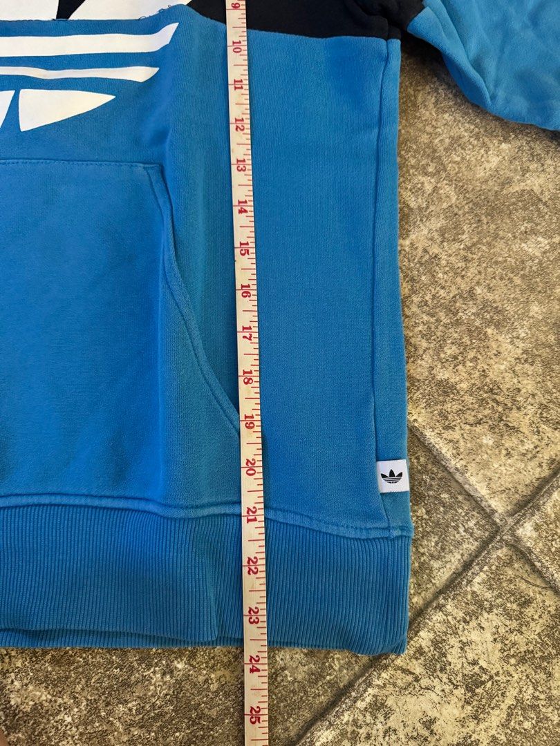 Adidas Hoodie (Category: Coats, Jackets and Outerwear) located in Pasig City. Submitted by denisecerda1221 (Listing ID 1365675491, Image 3). Description: RFS: cleaning out my closet. PLEASE READ CAREFULLY Delivery fee c/o buyer and WILL BE THE ONE TO ARRANGE shipping via grab/lalamove/gogoexpress or LBC/J&T for provincial. I won’t allow buyers who make excuses to ask me to arrange shipping for them..