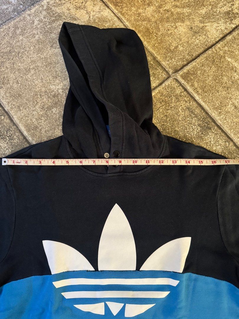 Adidas Hoodie (Category: Coats, Jackets and Outerwear) located in Pasig City. Submitted by denisecerda1221 (Listing ID 1365675491, Image 2). Description: RFS: cleaning out my closet. PLEASE READ CAREFULLY Delivery fee c/o buyer and WILL BE THE ONE TO ARRANGE shipping via grab/lalamove/gogoexpress or LBC/J&T for provincial. I won’t allow buyers who make excuses to ask me to arrange shipping for them..