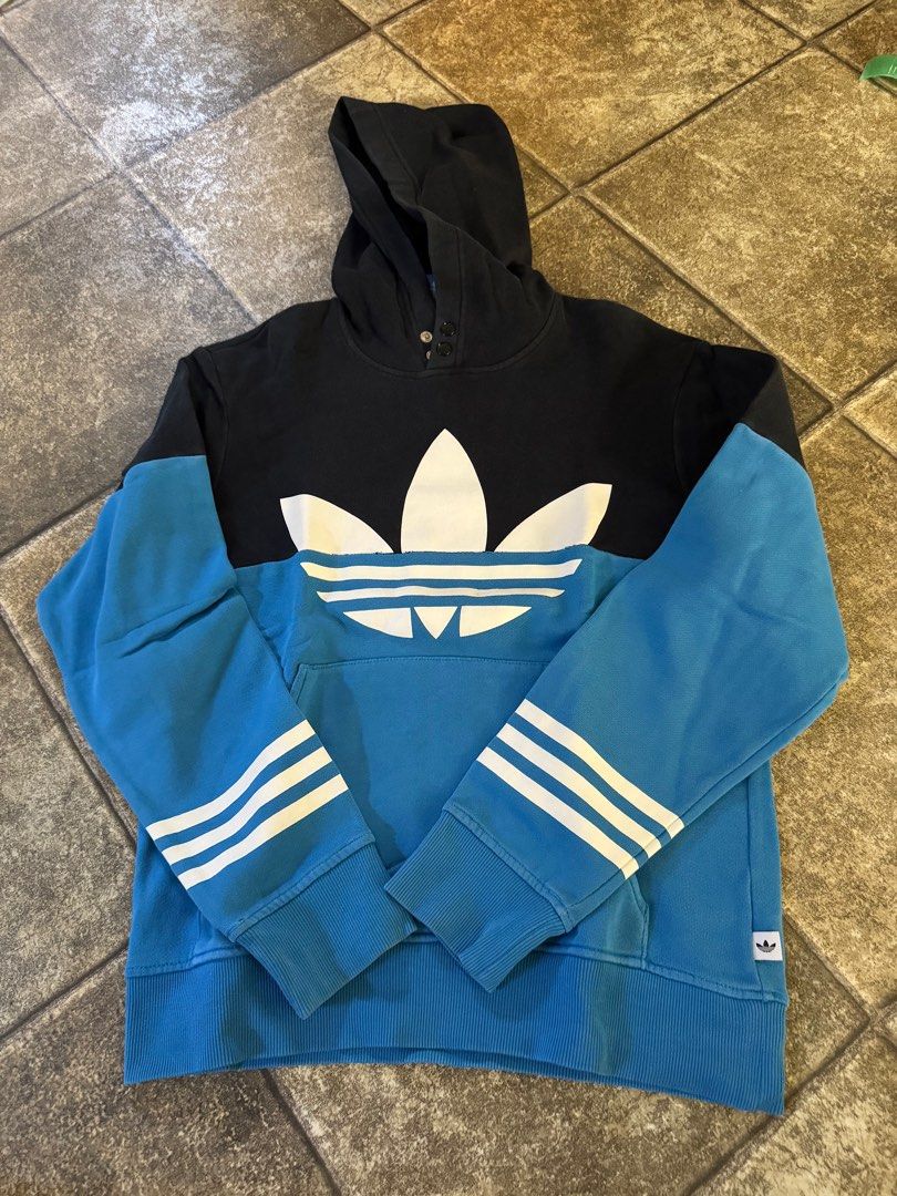 Adidas Hoodie (Category: Coats, Jackets and Outerwear) located in Pasig City. Submitted by denisecerda1221 (Listing ID 1365675491, Image 1). Description: RFS: cleaning out my closet. PLEASE READ CAREFULLY Delivery fee c/o buyer and WILL BE THE ONE TO ARRANGE shipping via grab/lalamove/gogoexpress or LBC/J&T for provincial. I won’t allow buyers who make excuses to ask me to arrange shipping for them..