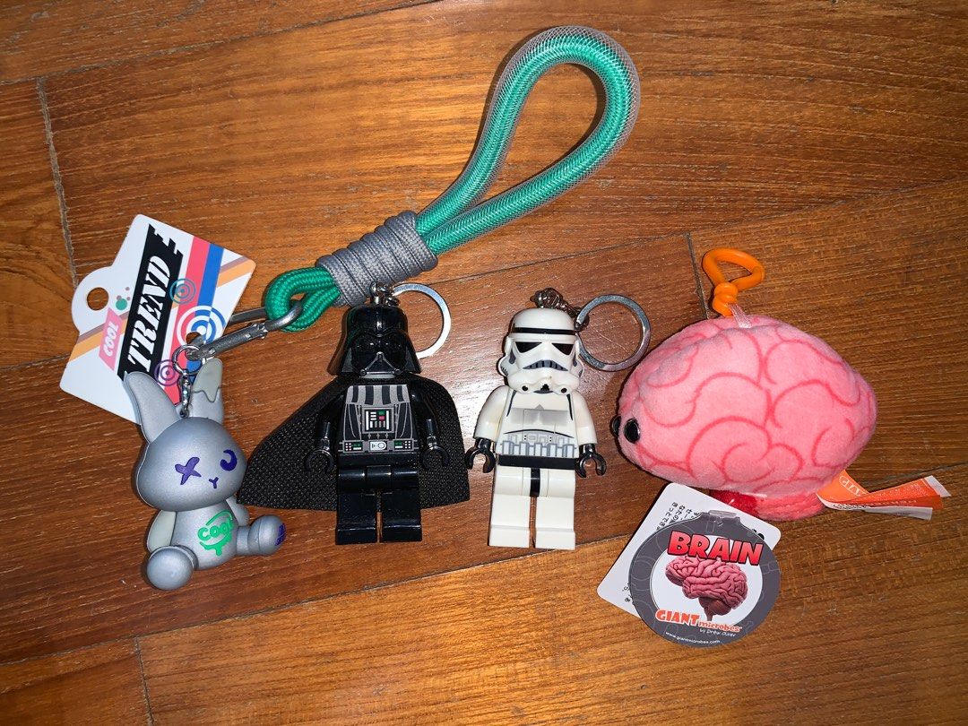 Assorted Keychains (Category: Character Goods) located in Singapore. Submitted by eliotlyl (Listing ID 1365711908, Image 1). Description: .