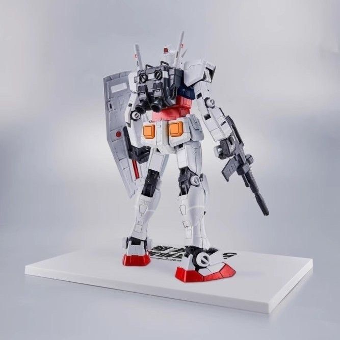 Bandai RG RX-78-2 Gundam 高達大河原邦男50周年展Ver. （日本限定
