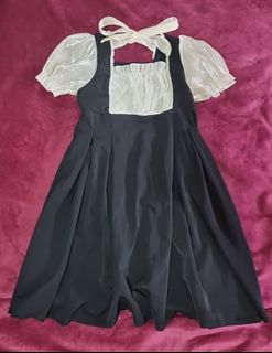 (Category: ) located in . Submitted by ellestyle (Listing ID 1365680055, Image 1). Description: .