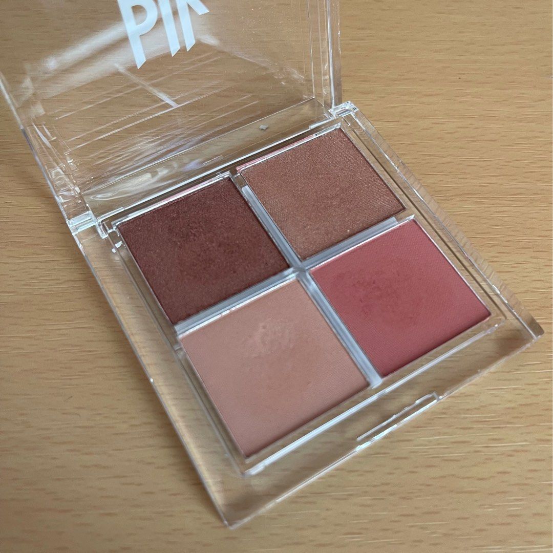 BLK daydream - nude eye palette (Category: Makeup) located in Quezon City. Submitted by pepsidom (Listing ID 1365721153, Image 2). Description: BLK Daydream nude eye palette swatched only see photos bought for 499 .