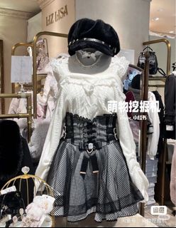 (Category: ) located in . Submitted by meowari (Listing ID 1365819582, Image 1). Description: .