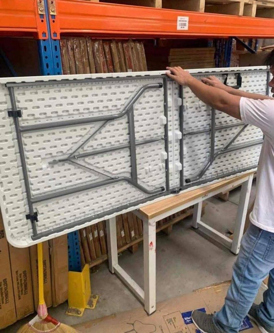 BRAND NEW ‼️ 6ft FOLDING TABLE (Category: Tables & Sets) located in Manila. Submitted by jashopp (Listing ID 1365704091, Image 2). Description: 📌FREE DELIVERY AROUND METRO MANILA Folding table Restock 180cm(6ft) ₱1,500 Hevy Duty Folding Table Long 6 FEET HIGH QUALITY FOLDABLE TABLE ! 6ft table Brandnew Matibay na matibay High quality Pwede niyo dalhin kahit saan Foldable 180 cm 6 to 8 seater capacity.