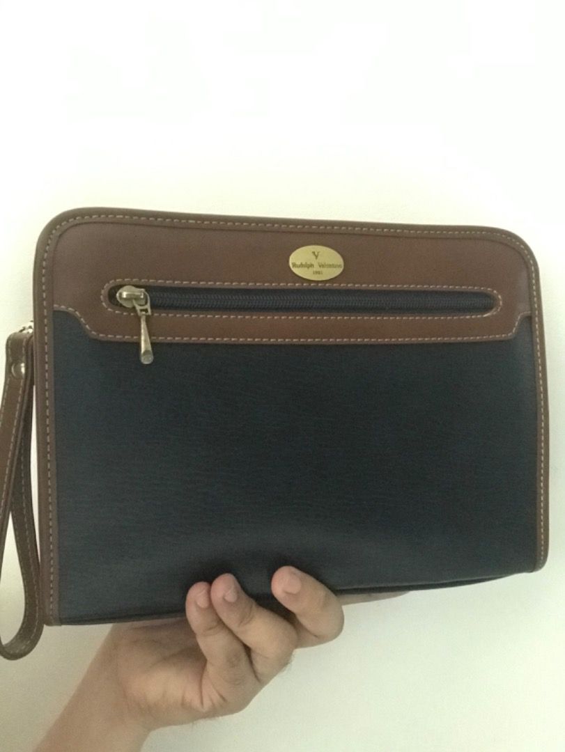 Clutch Bag For Men (Category: Luxury Bags & Wallets) located in Las Pinas. Submitted by flyhigh23 (Listing ID 1362346050, Image 3). Description: Rudolph Valentino Clutch Bag.