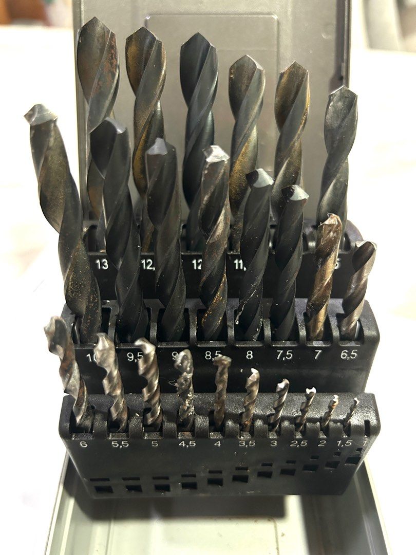 Drill bits set (Category: Home Improvement Tools & Accessories) located in Singapore. Submitted by neatclean (Listing ID 1365660102, Image 2). Description: Germany made Keil HSS drill bits let it go. fixed price self collect at Geylang good clarification and prompt response is key to deal low baller will be ignored.