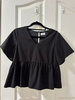 (Category: ) located in . Submitted by fundmeclothes (Listing ID 1365695733, Image 1). Description: .