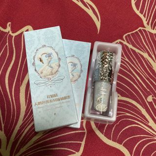 Flower Knows Swan Ballet Series Liquid Eyeshadow