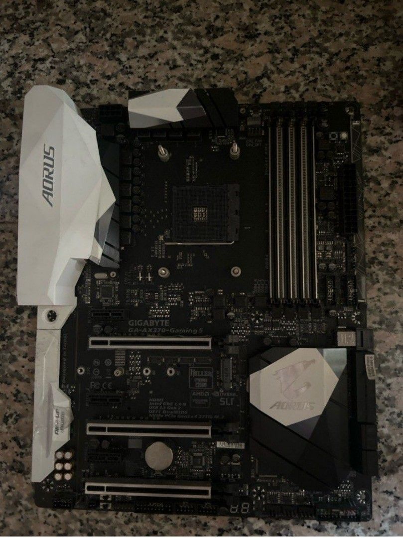 GIGABYTE AX370 GAMING AM4 MOTHERBOARD, Computers Tech, Parts