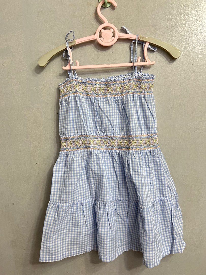 Gingersnaps cute dress (Category: Babies & Kids Fashion) located in General Trias. Submitted by theosdeclutter (Listing ID 1365781425, Image 3). Description: Size 4 on tag.