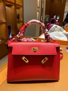 (Category: ) located in . Submitted by chanelcoco55 (Listing ID 1365790217, Image 1). Description: .
