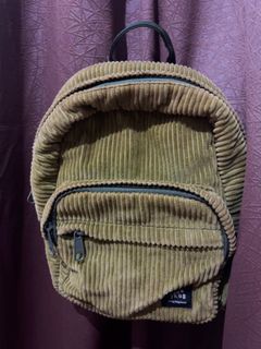 (Kategori: ) berada di . Dikirim oleh ayelyka (ID iklan 1365787717, Gambar 1). Deskripsi: .