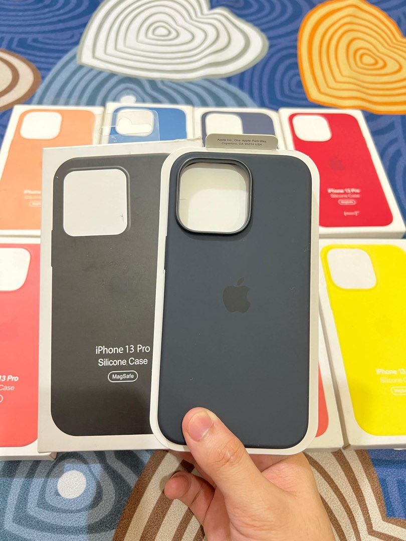 iPhone 13 Pro Magsafe Silicone Case (Category: Cases & Covers) located in Manila. Submitted by ceeyashop (Listing ID 1365672228, Image 2). Description: Pm me, Available on hand Lalamove,Grab,J&T COD will do!.