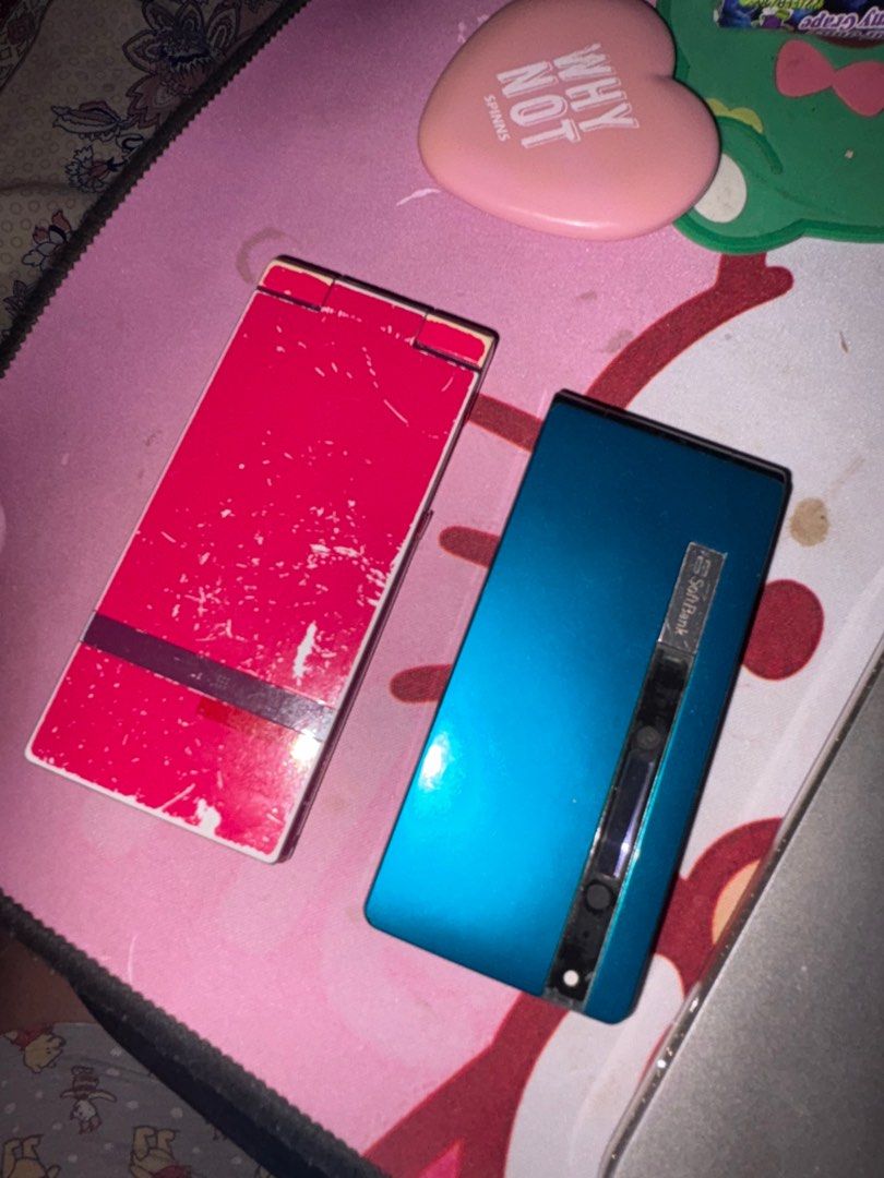 Japan Phone (Category: Early Generation Mobile Phones) located in Valenzuela. Submitted by kenjidimaranan22 (Listing ID 1365690473, Image 2). Description: 1500 for two, both working but in japanese set up kayo na po mag palit. With battery and working 100% from japan..
