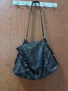（分類：）位於 。 由 onetwoothreee 提交（商品編號 1365751303，圖片 1）。簡介： 。