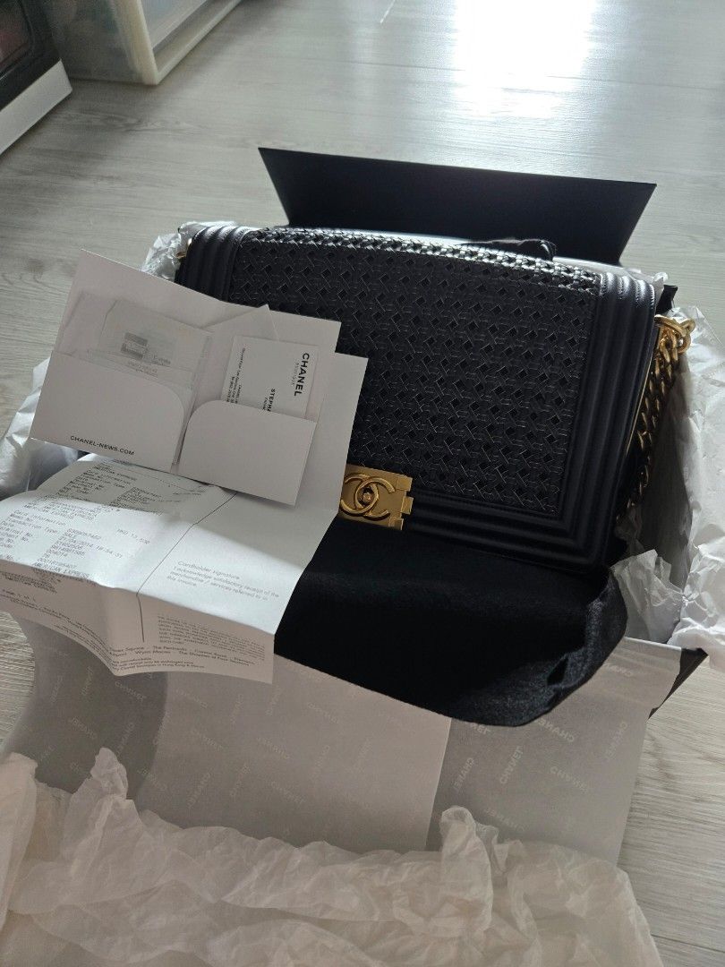 LNIB Chanel Old Medium Le Boy AGHW full set with orig receipt (Category: Bags & Wallets) located in Singapore. Submitted by missgohmot10961 (Listing ID 1365693418, Image 2). Description: Bought from HK Lee Gardens branch for $7,400sgd hand carried and paid taxes. photos shows everything receipt, condition of the bag. what it includes: the box,wrapping & stuffings, original receipt [matching my name, so don't worry if it is non-authentic] authenti