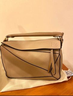 （分類：）位於 。 由 Cyeung2234 提交（商品編號 1365716319，圖片 1）。簡介： 。