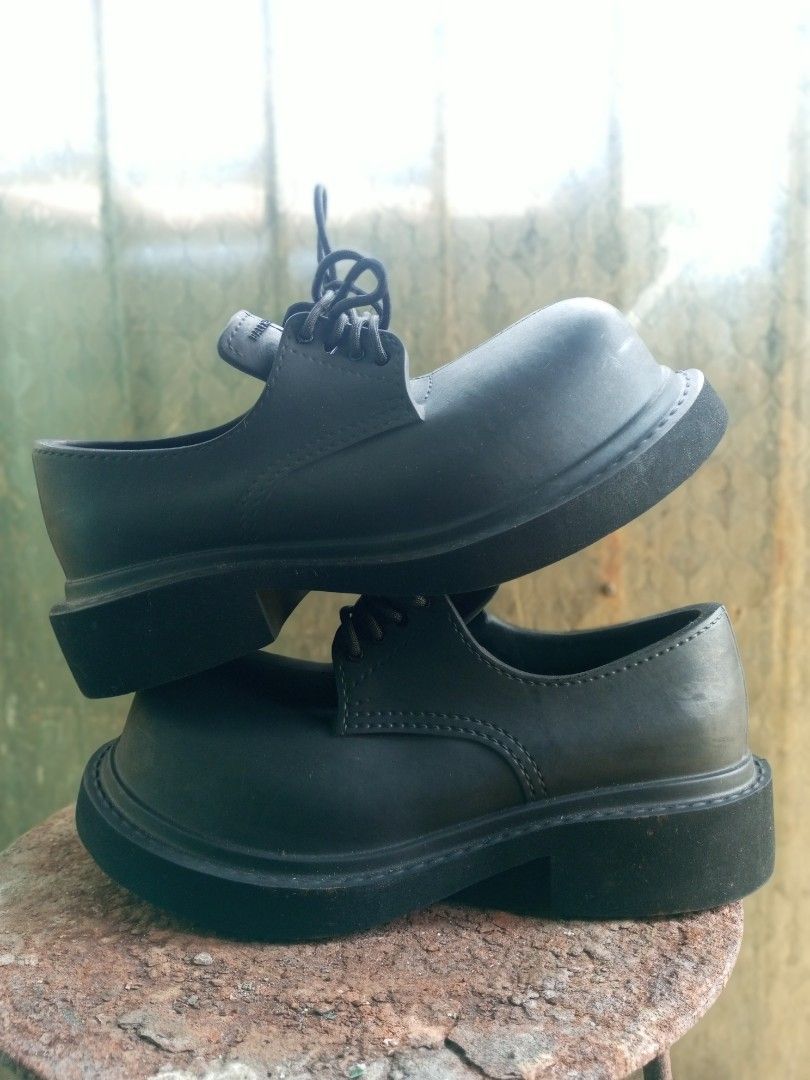BALENCIAGA STEROID DERBY 42安価