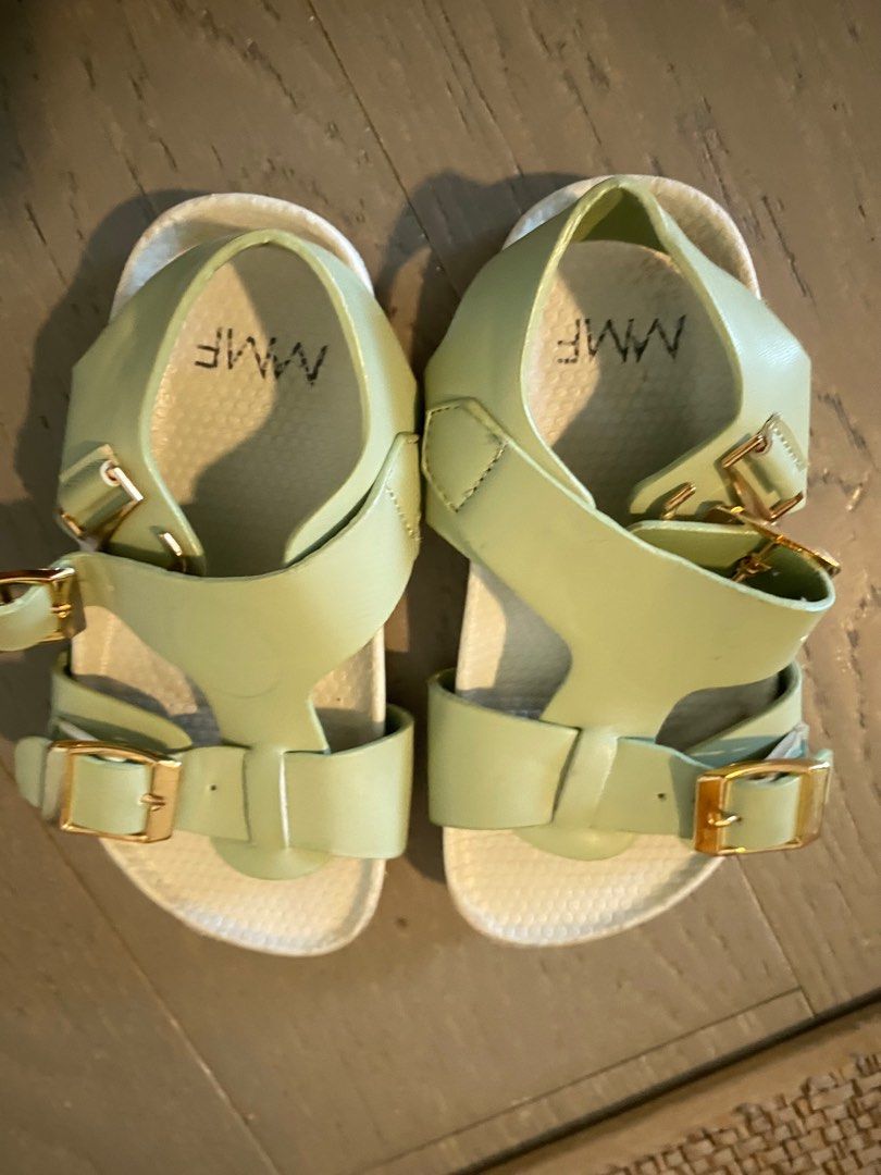 Meet My Feet Green Sandals (Category: Babies & Kids Fashion) located in Makati City. Submitted by spiffph (Listing ID 1365793321, Image 1). Description: Size 24.