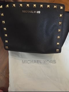 （分類：）位於 。 由 wsheraine 提交（商品編號 1365807915，圖片 1）。簡介： 。